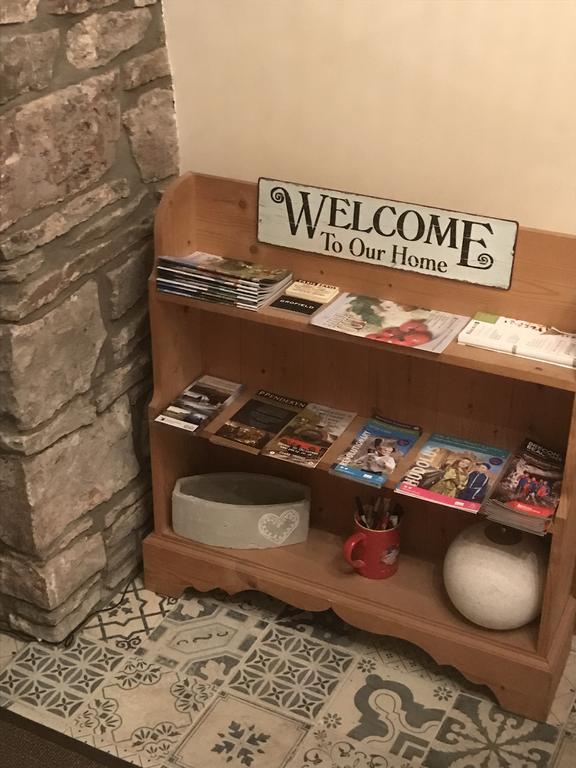 Deri-Down Guest House Abergavenny Eksteriør billede