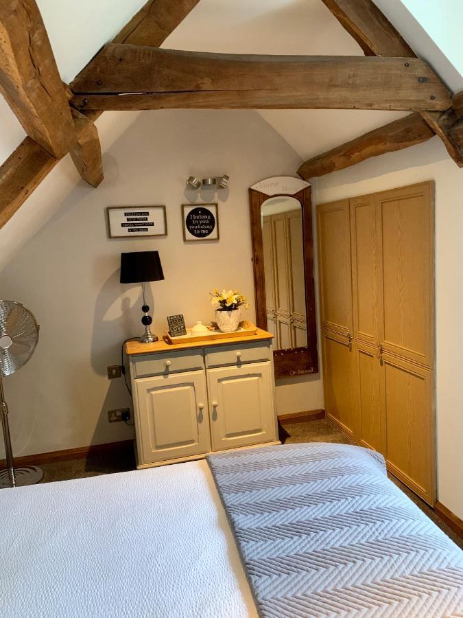 Deri-Down Guest House Abergavenny Eksteriør billede